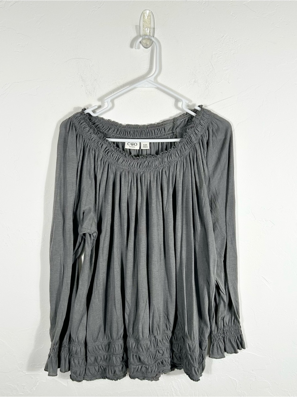 Cato Woman Smocked Peasant Blouse 14/16W Grey Boho Long Sleeve Cinched Top